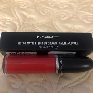 Mac retro lipgloss - colour Red Jade